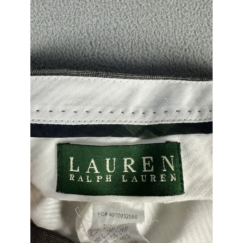 Lauren Ralph Lauren item lauren