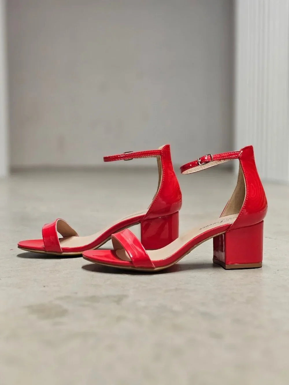 Forever 21 these red