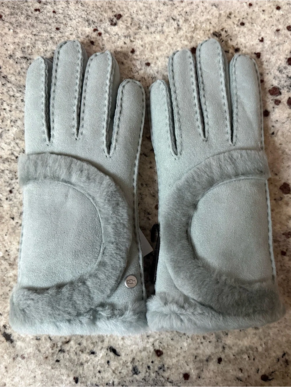 Genuine Shearling Exposed Curve Seam Gloves from UGG