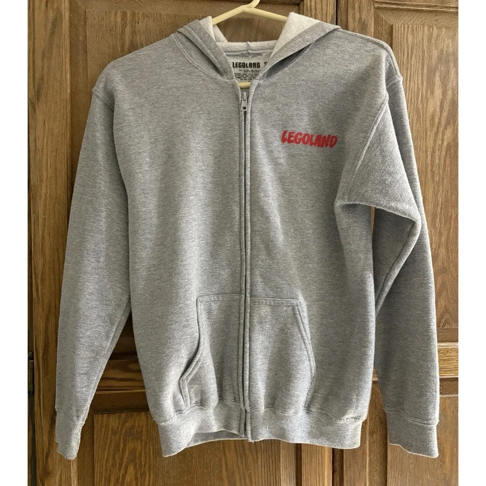 N/A adorable grey
