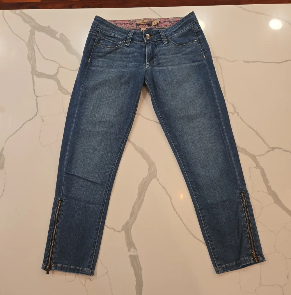 VTG Y2K Paige Low Rise Stretch Denim Blue Capri Jeans Zipper Size Womens 24 USA