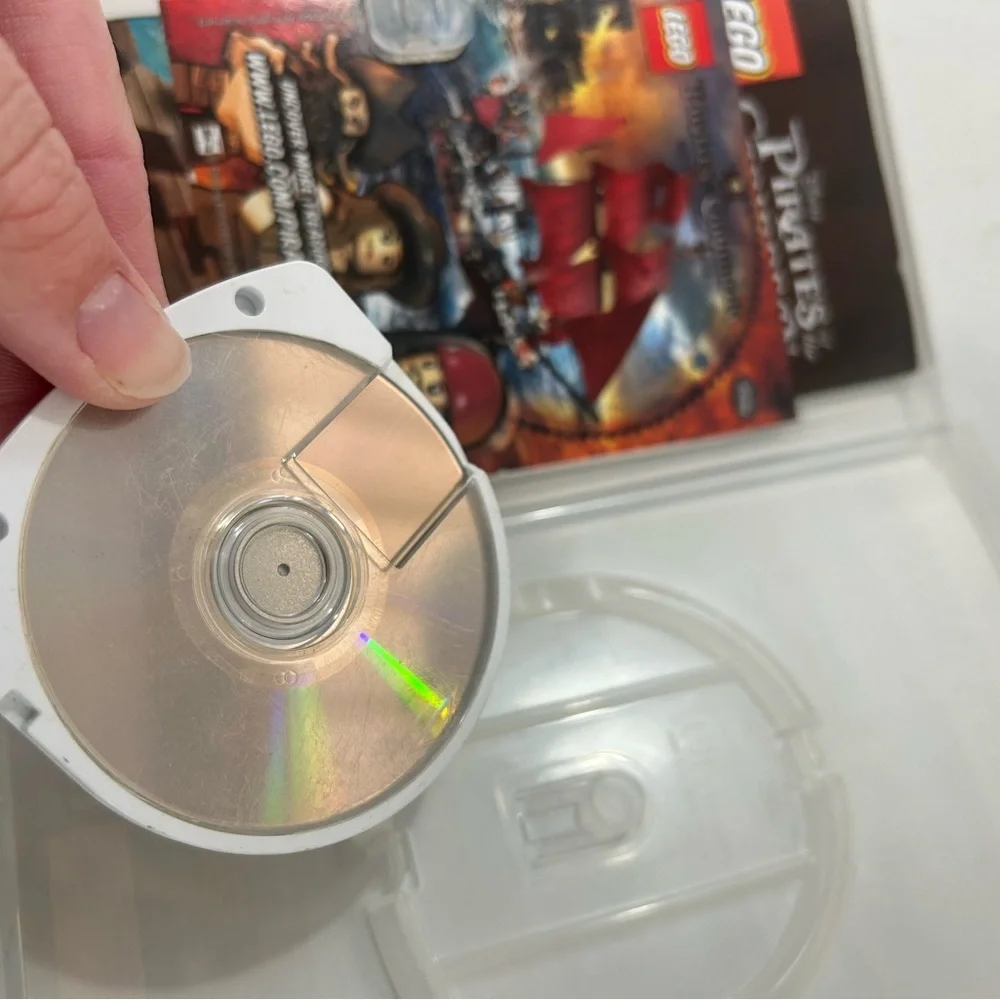 PSP LEGO Disney Pirates of The Caribbean Video Game