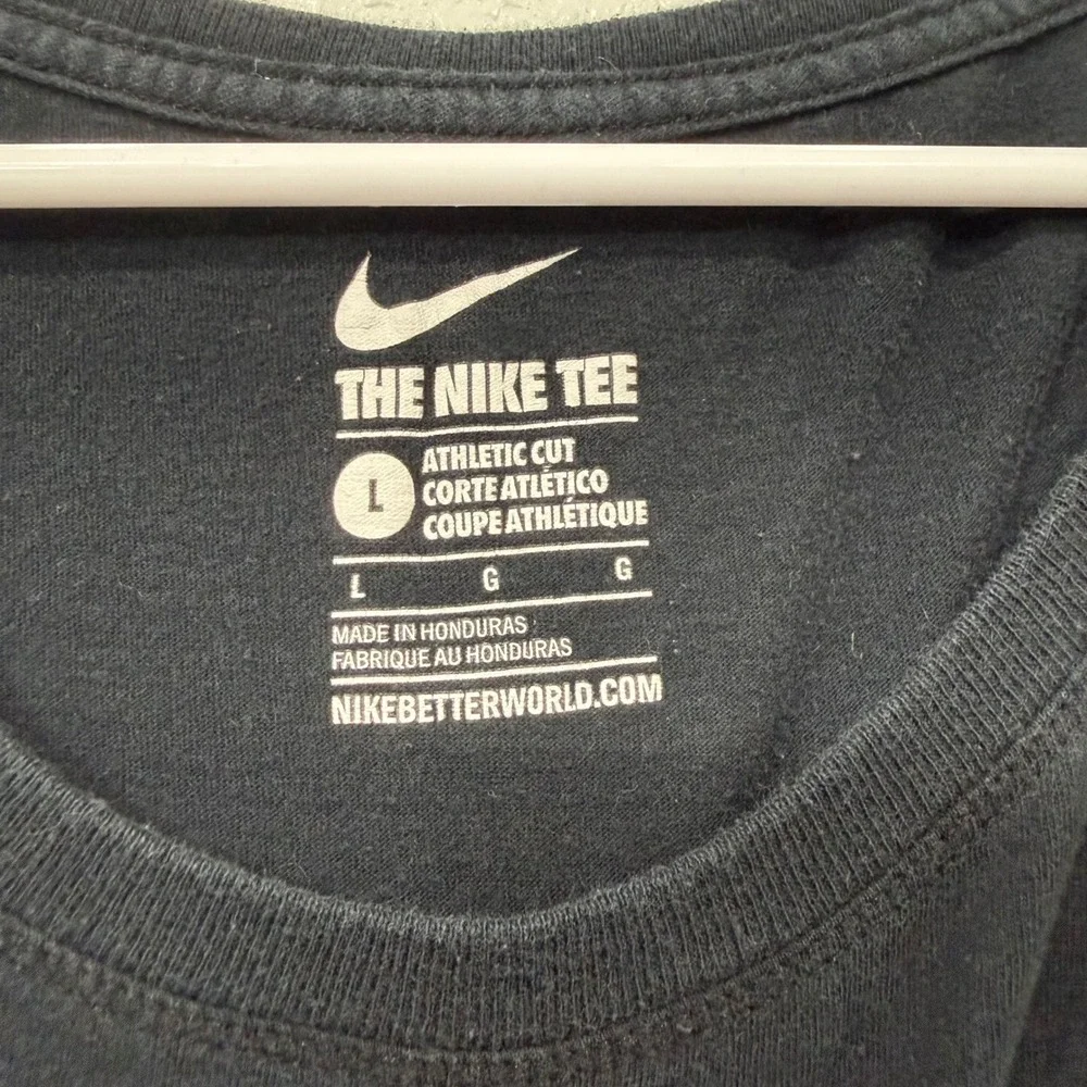 Nike sport classic