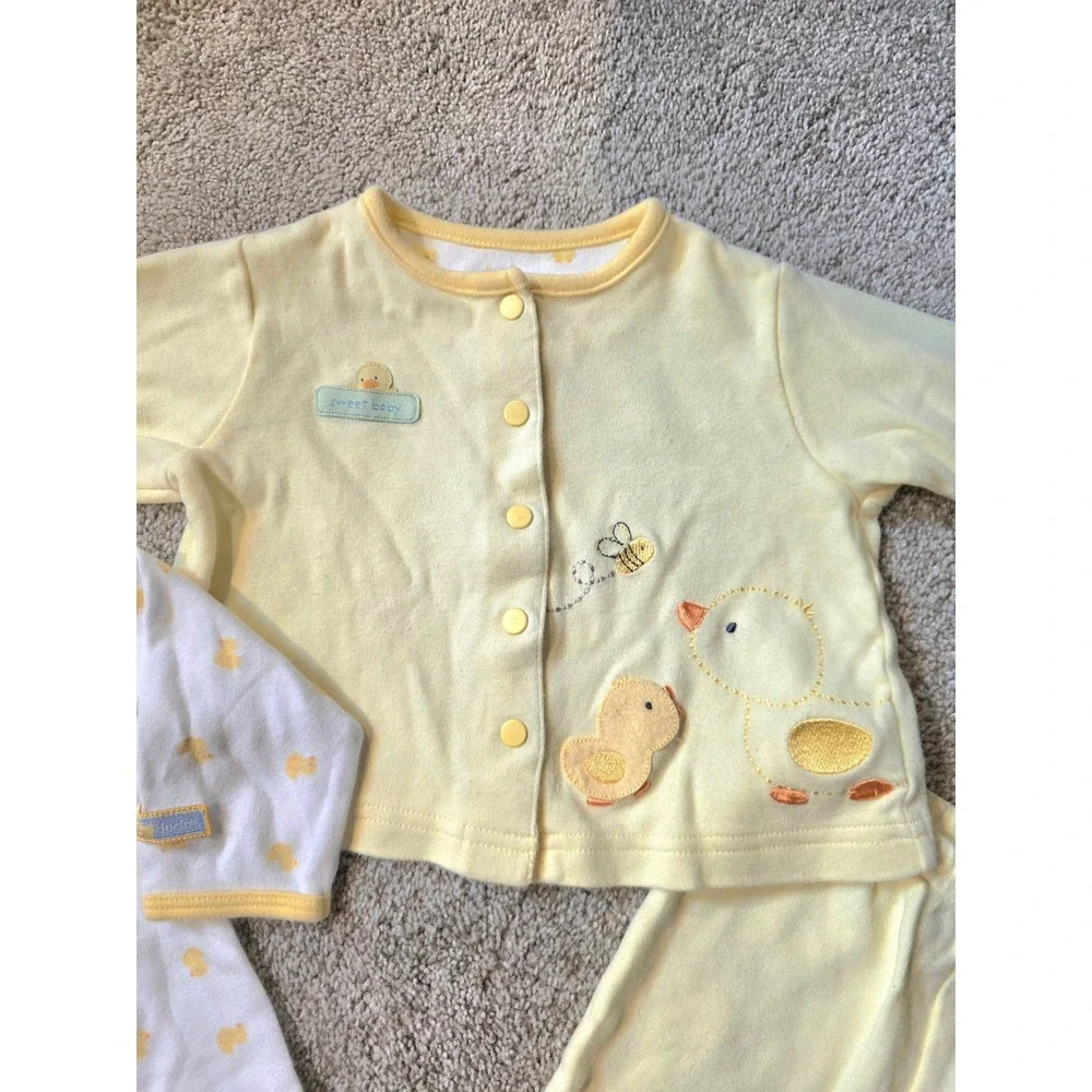 Vintage Carter's‎ 3 piece Infant 3-6 months Yellow Duck Bundle