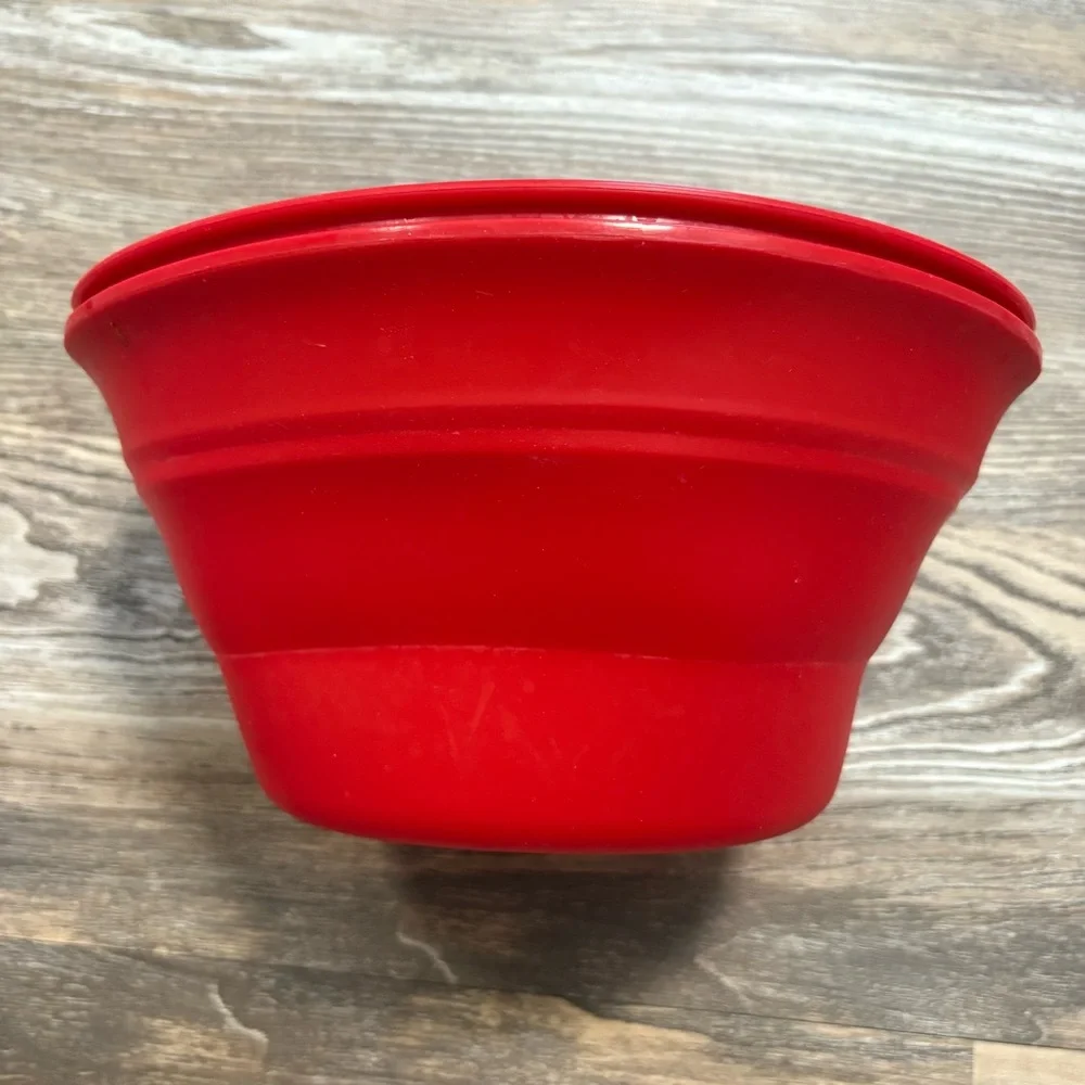 Pampered Chef silicone 15th microwave