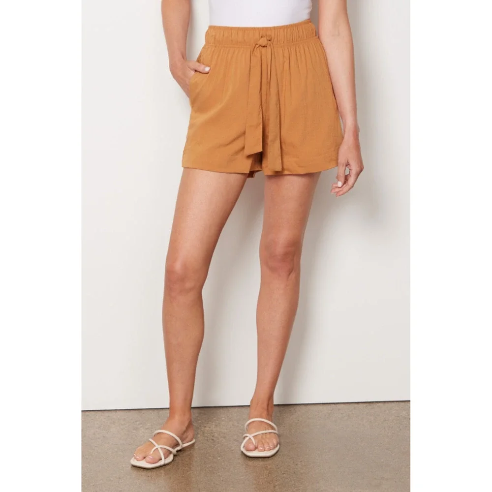 EVEREVE Shane Brown Tie Waist Cotton Short // XS