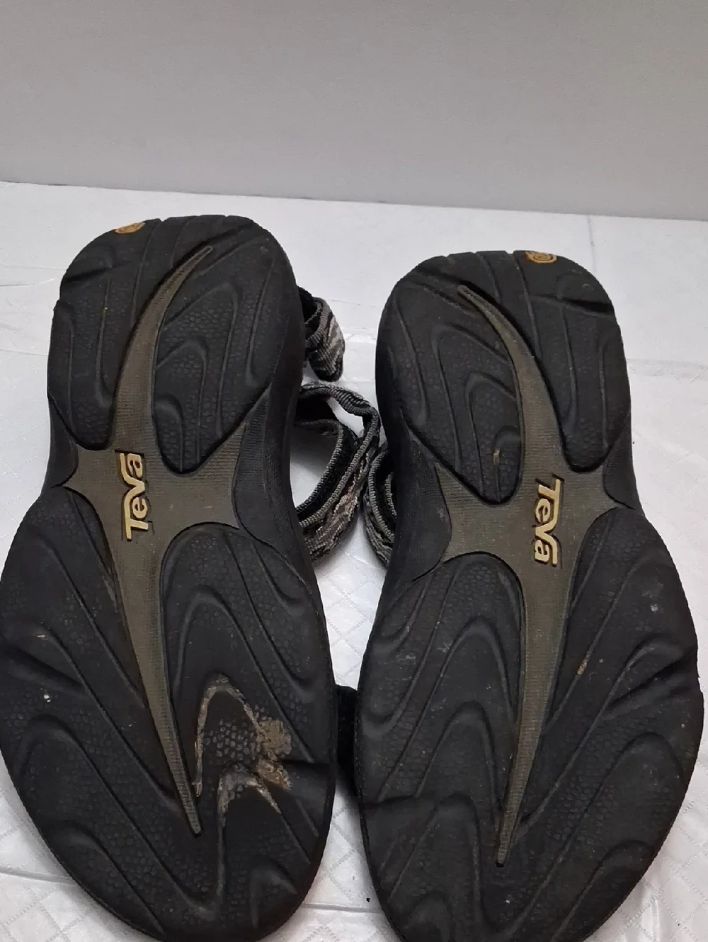 Teva size 10
