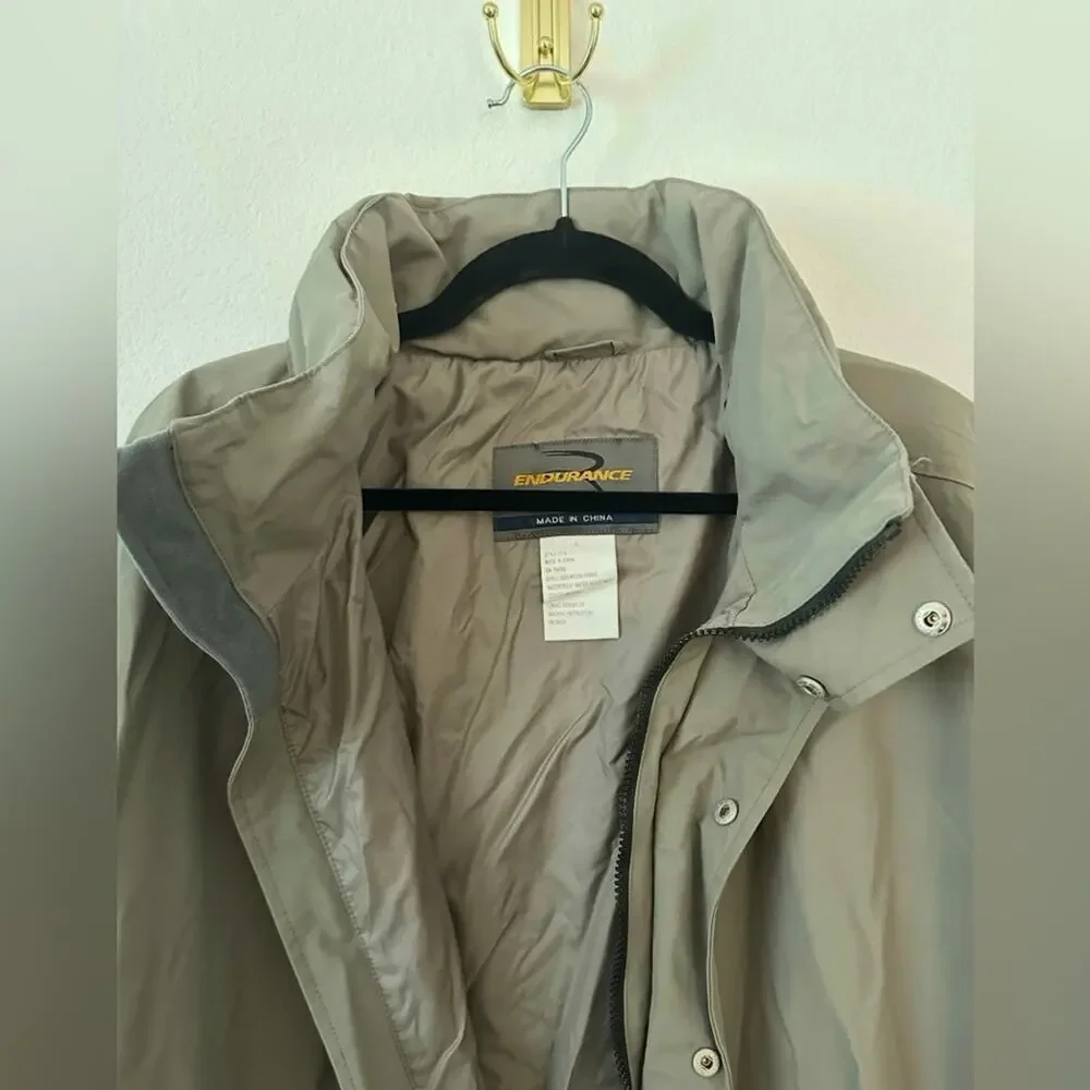 Endurance toggle zip