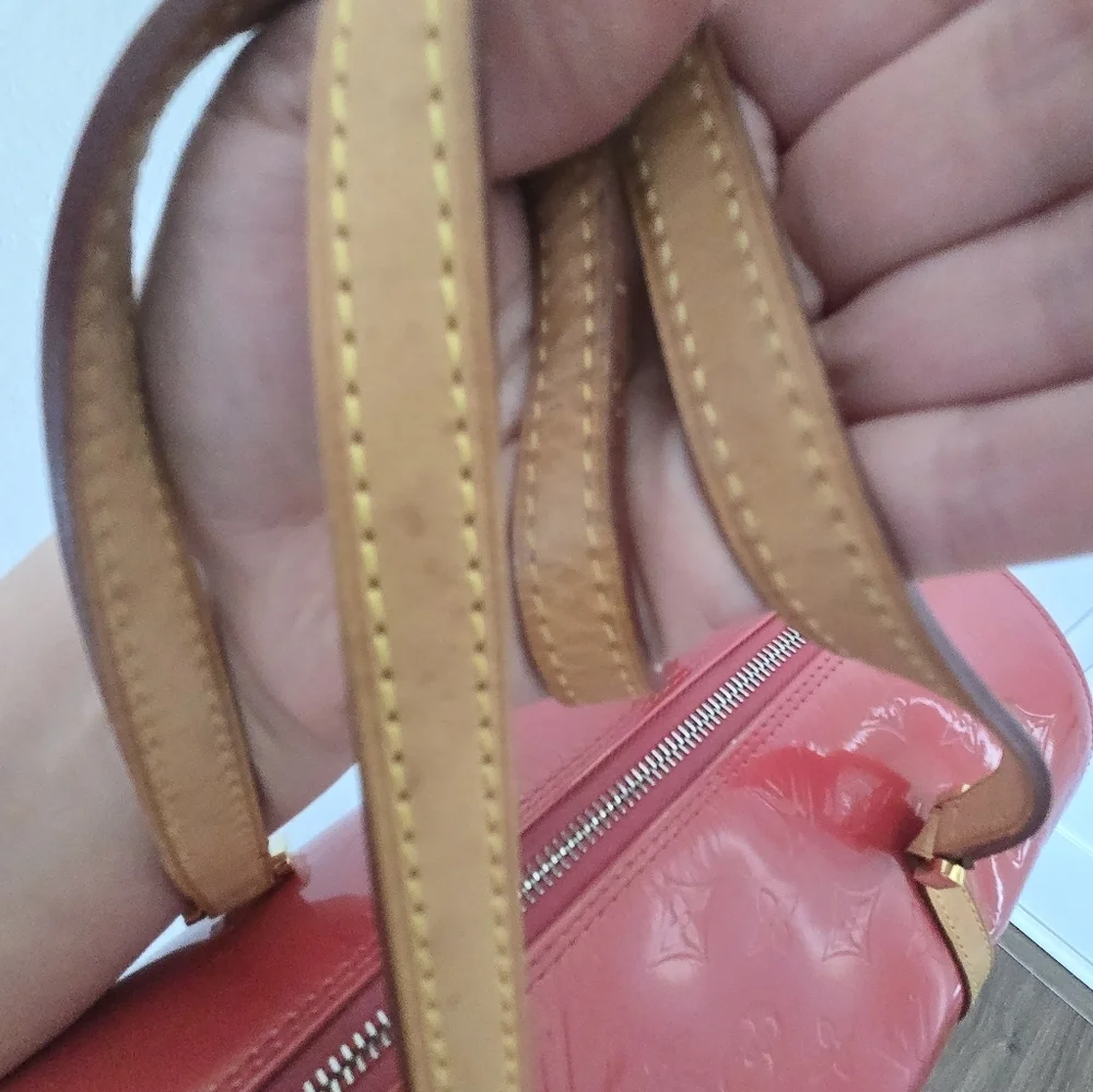Louis Vuitton 100% authentic