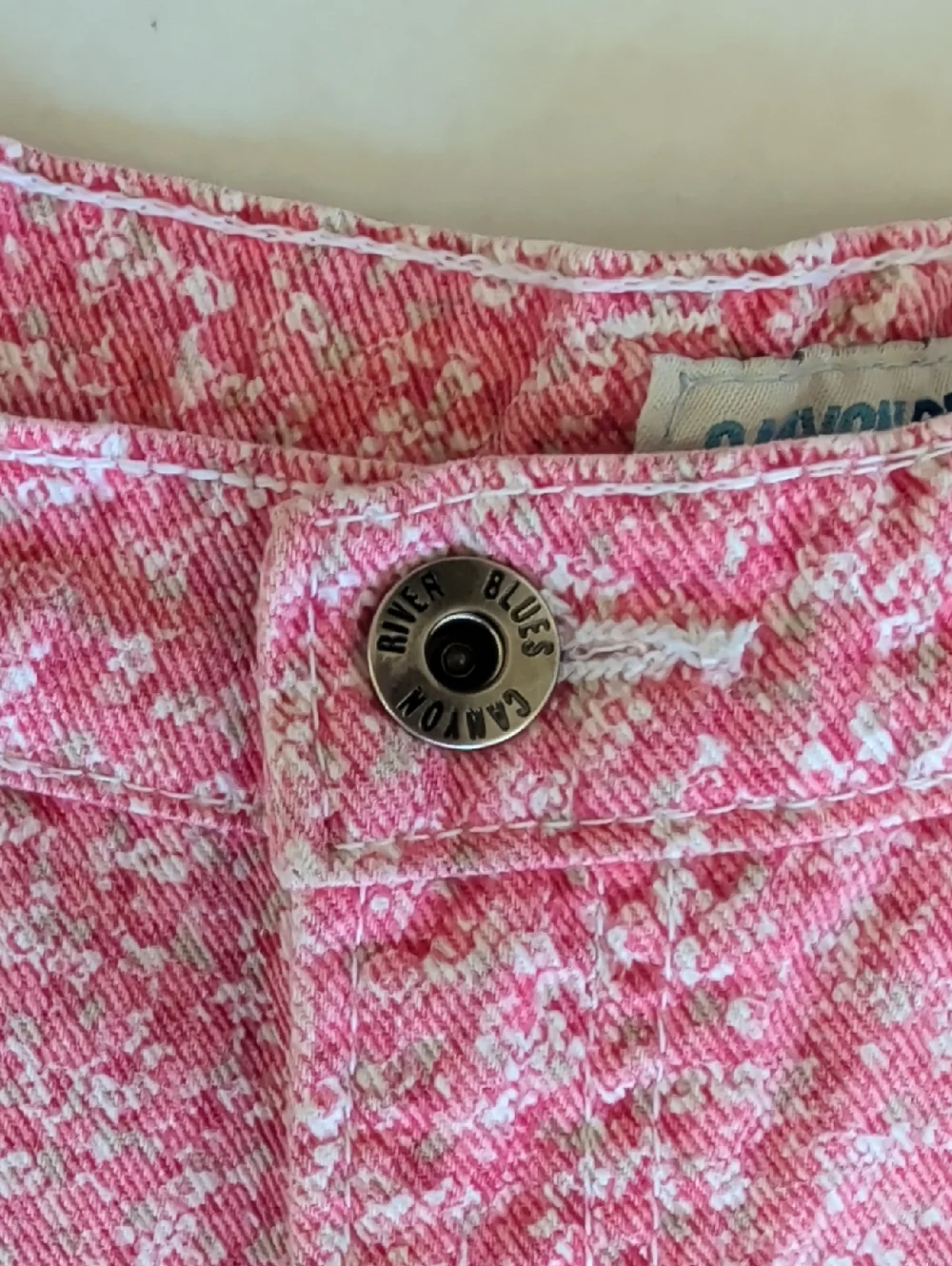Vtg. Canyon River Blues High-Waist Floral Frayed Hem Shorts Junior 9 Pink White