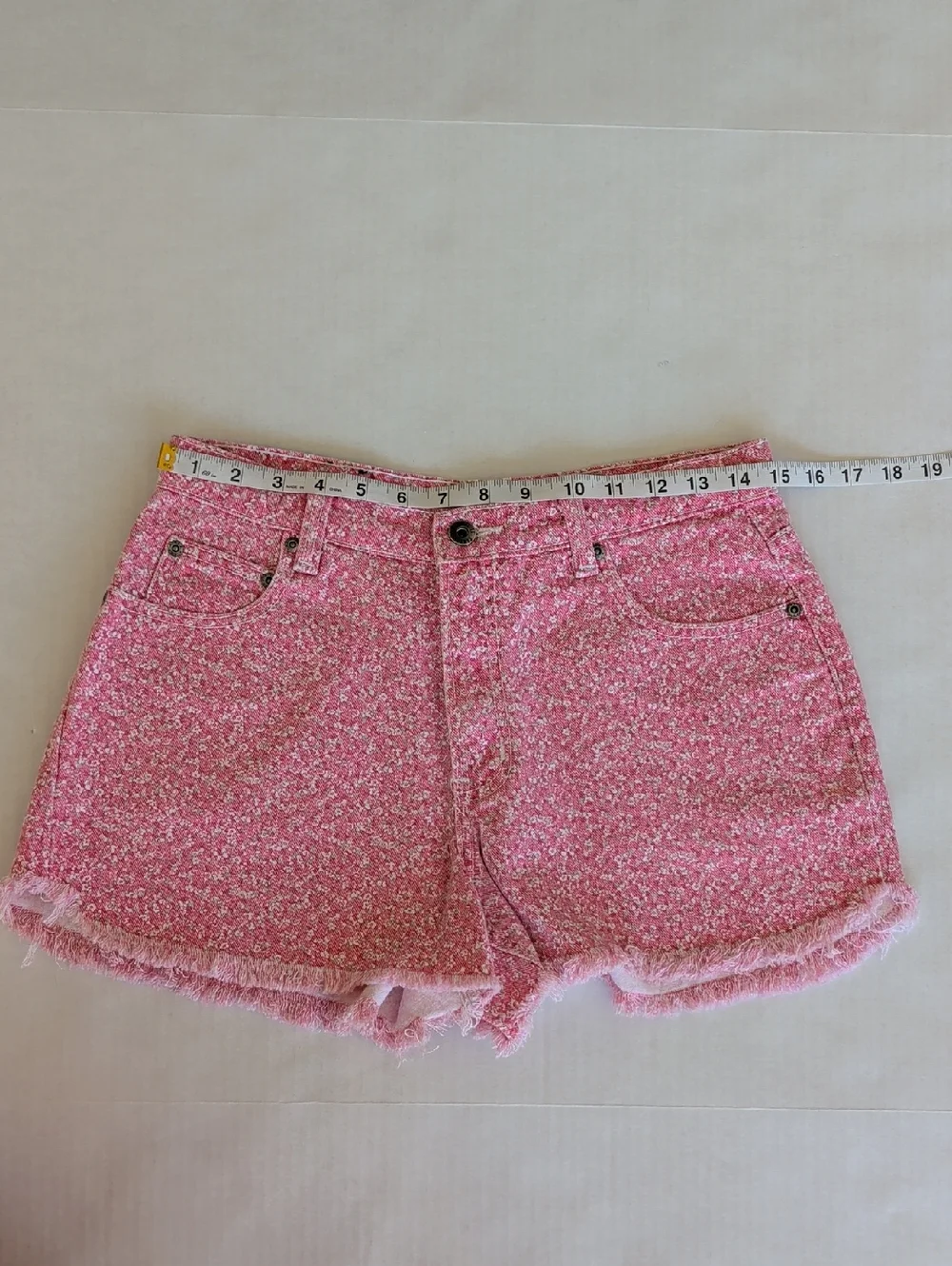 Vtg. Canyon River Blues High-Waist Floral Frayed Hem Shorts Junior 9 Pink White