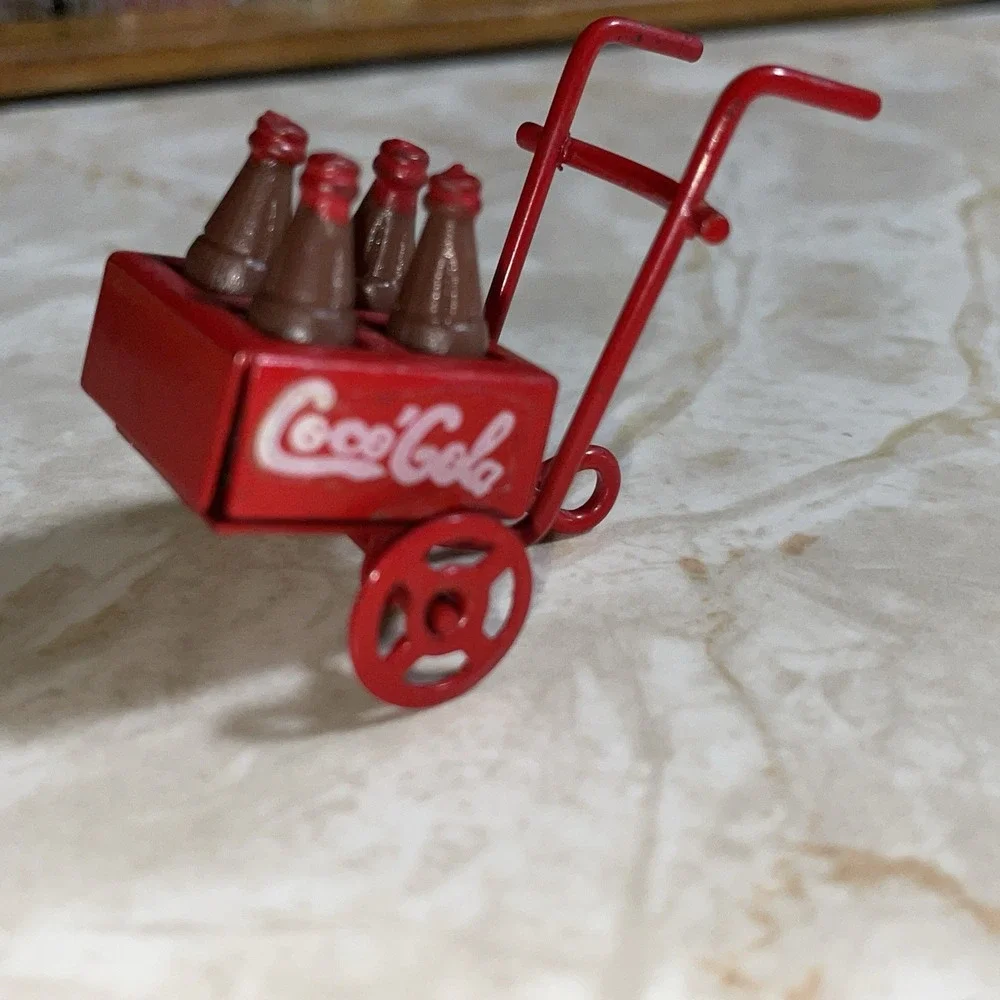 Tiny Red Coca-cola Delivery Wagon with Crate‎
