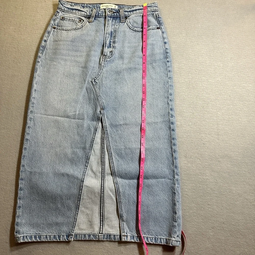 Abercrombie & Fitch High Rise Denim Skirt Womens 25 0 Light Wash Blue Front Slit