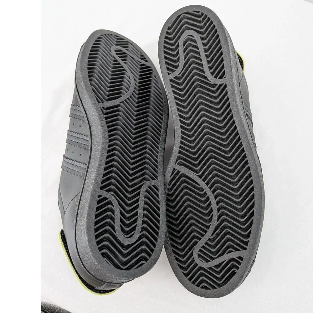 adidas pair streetwear