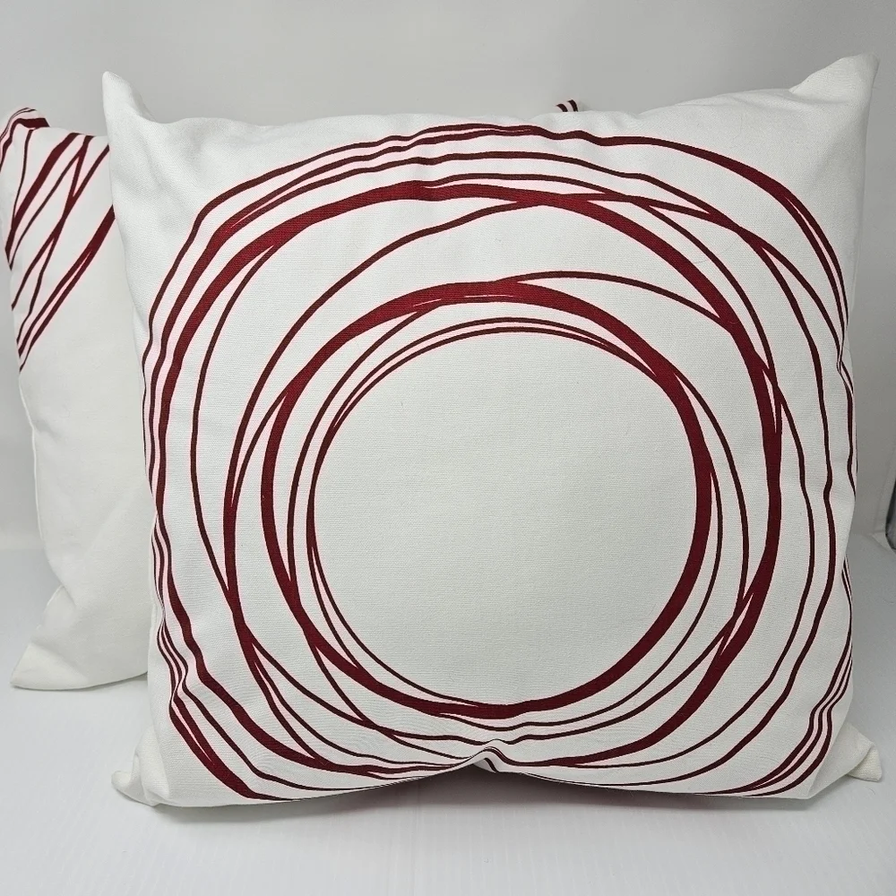 Modern Design Throw Pillows Removable Cotton Covers Red White 15 x 15 Square