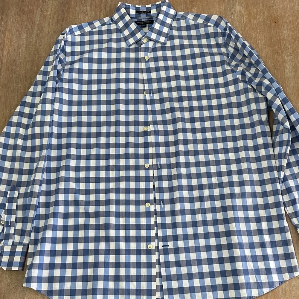 Banana Republic Blue and‎ White Plaid Shirt