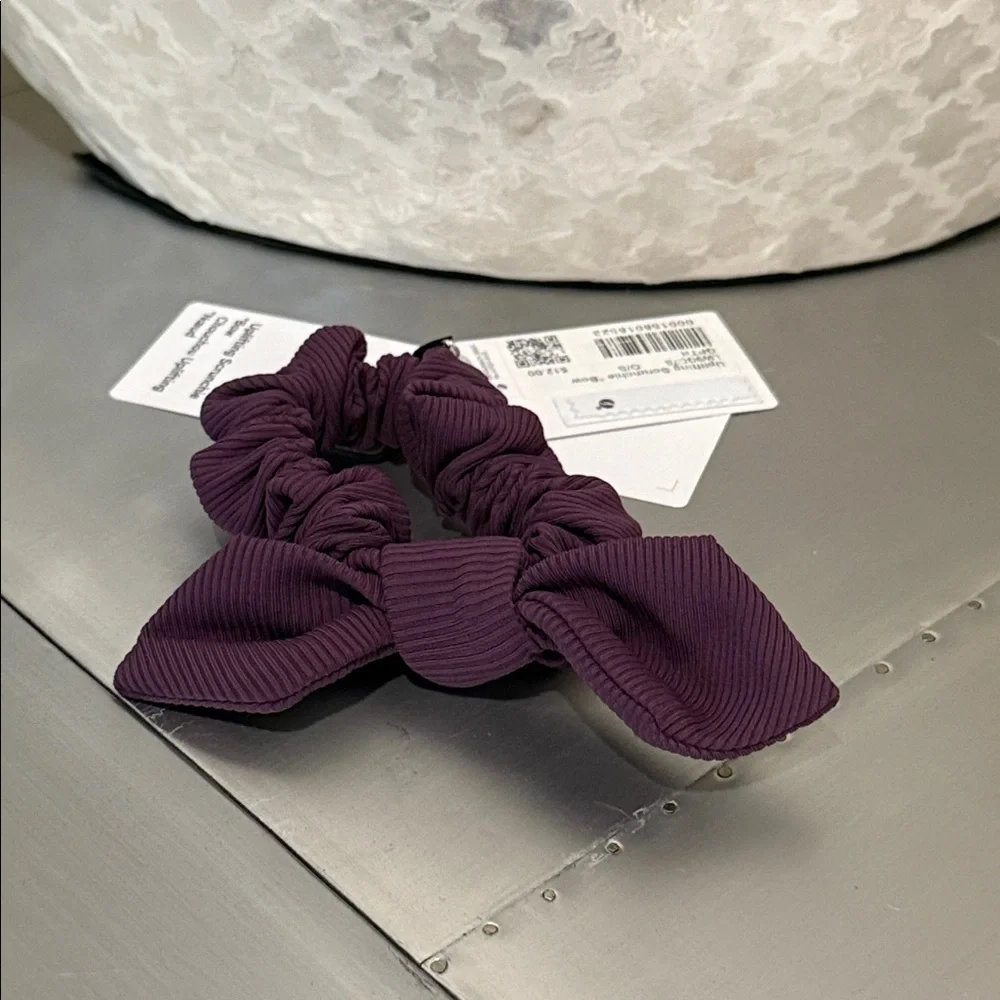 Lululemon Uplifting Scrunchie Bow‎ – Grape Thistle Purple 💜 NWT