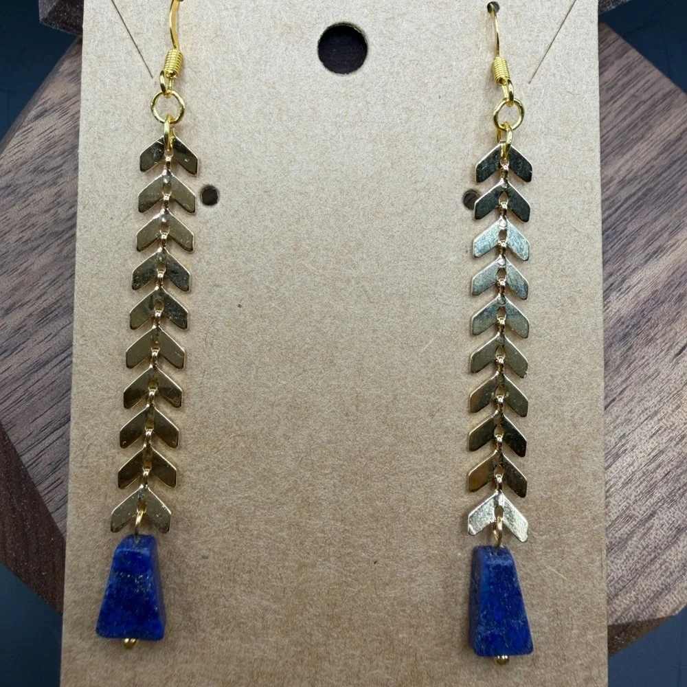 Handmade striking elongated