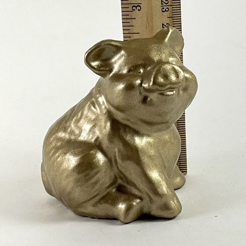 N/A adorable gold