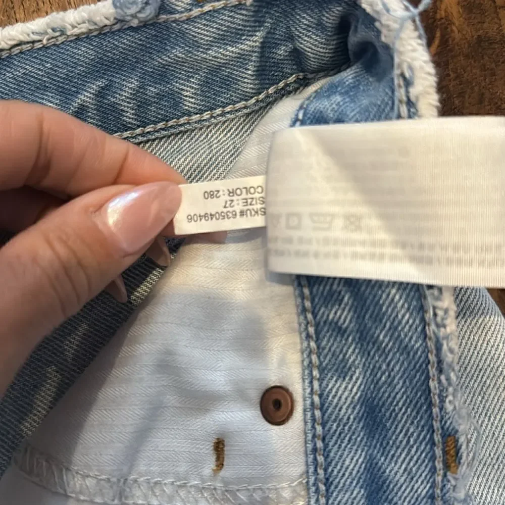 Abercrombie & Fitch excellent cut