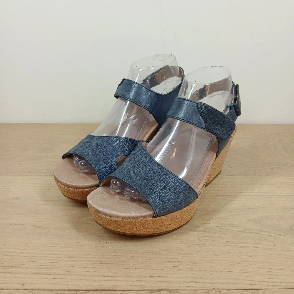 Earth Blue Leather Cork Wedge Sandals Platform Ankle Strap Womens Size 39 8.5-9
