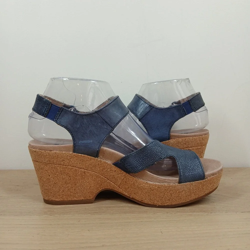 Earth Blue Leather Cork Wedge Sandals Platform Ankle Strap Womens Size 39 8.5-9