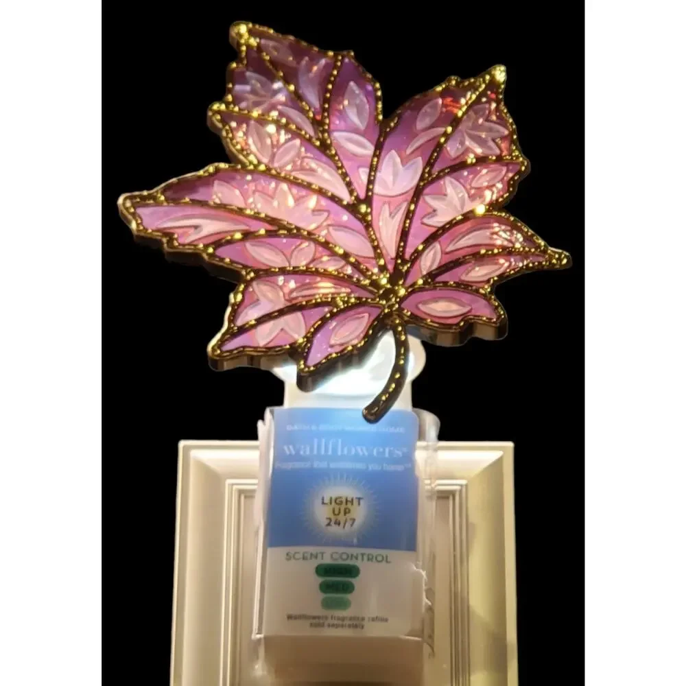 BBW Autumn Etched Leaf Scent Control Nightlight Wallflower Fragrance Plug In