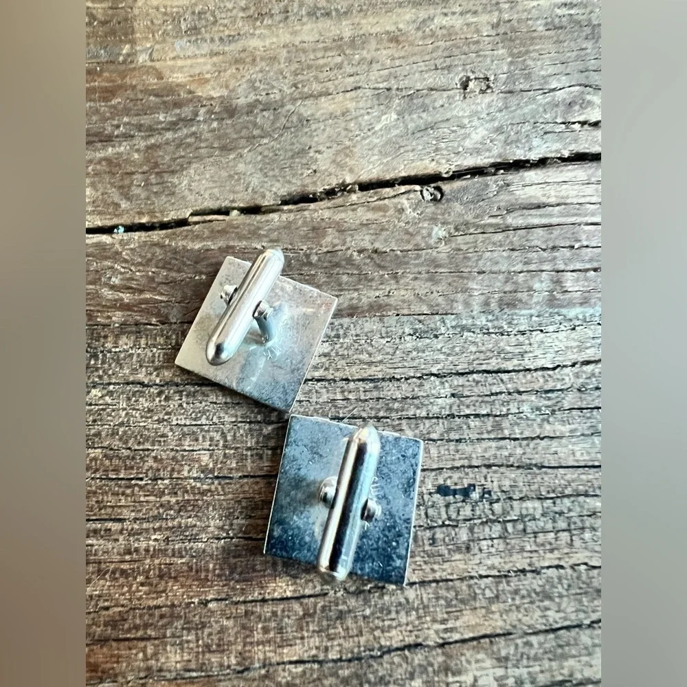 N/A classic square