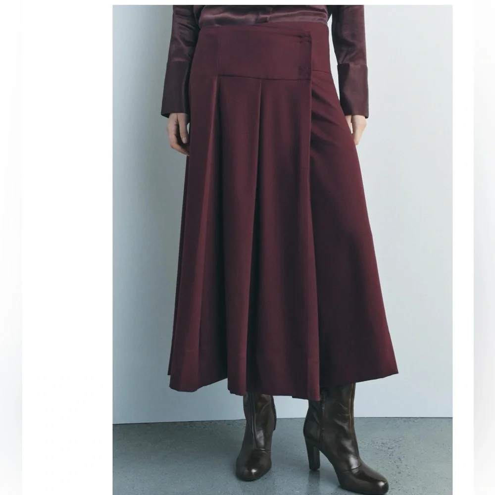 LAST CHANCE ZARA BOX PLEAT MIDI SKIRT ZW COLLECTION