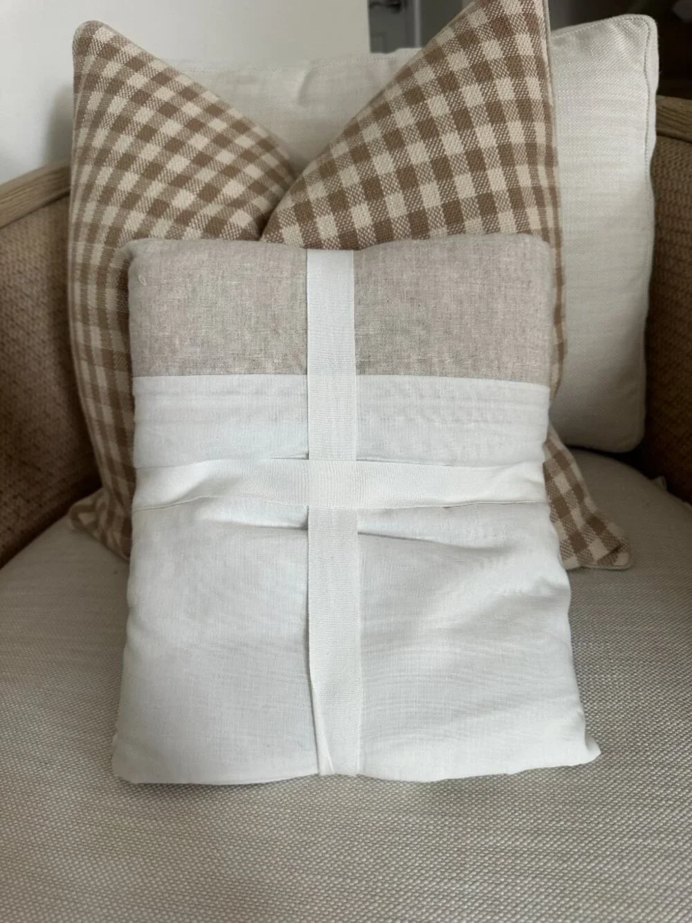 Pottery Barn Belgian Flax Linen Bed Skirt in Flax Size Twin/Twin XL