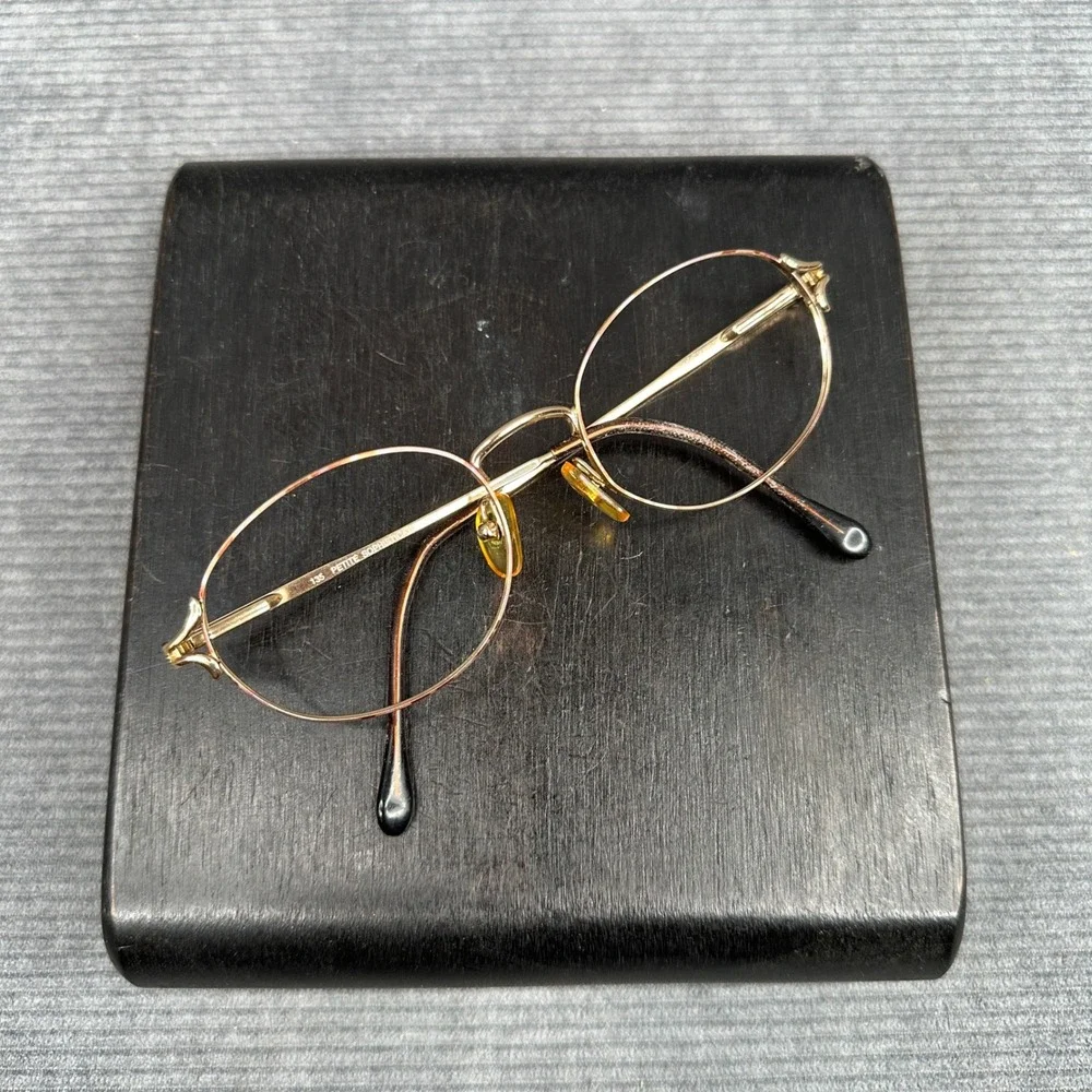 Petite Sophisticate vintage petite