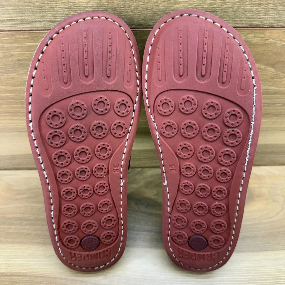 Dr. Martens us big