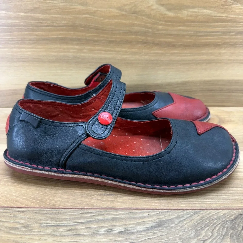 Dr. Martens us big