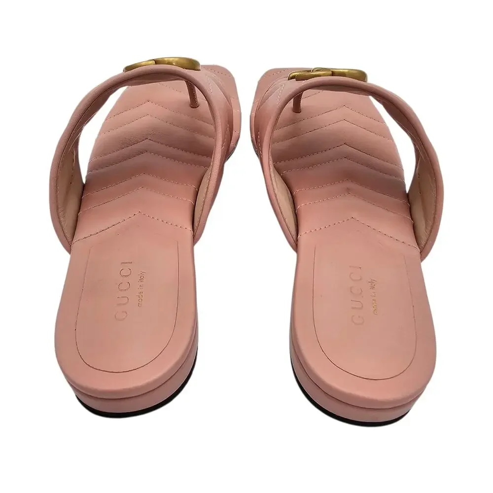 Gucci feminine effortlessly