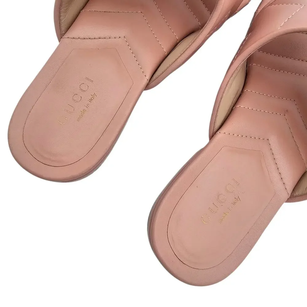 Gucci feminine effortlessly