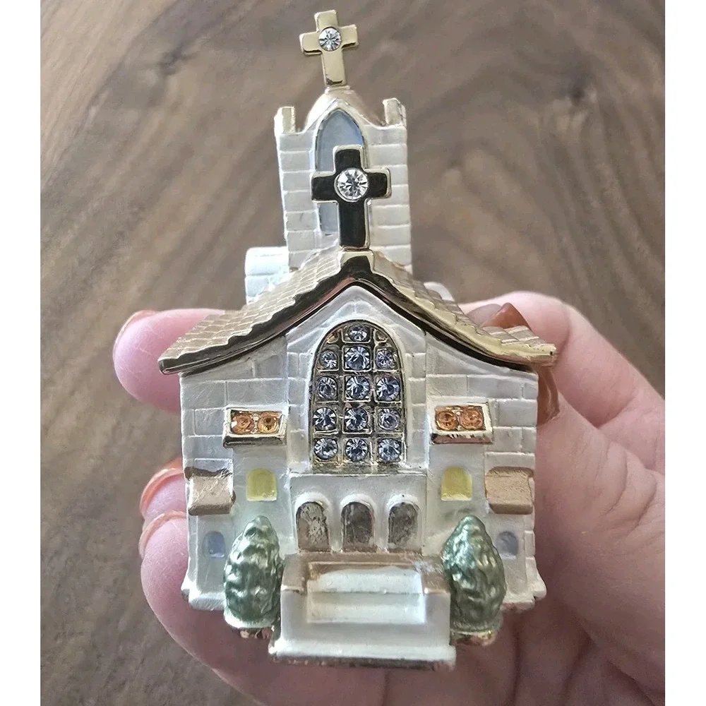 Church Enamel Trinket Box Jeweled Hinged‎ Rhinestones Magnetic Closure
