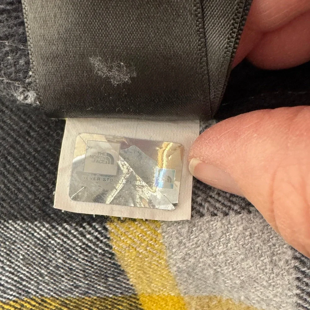 The North Face chest flannel white