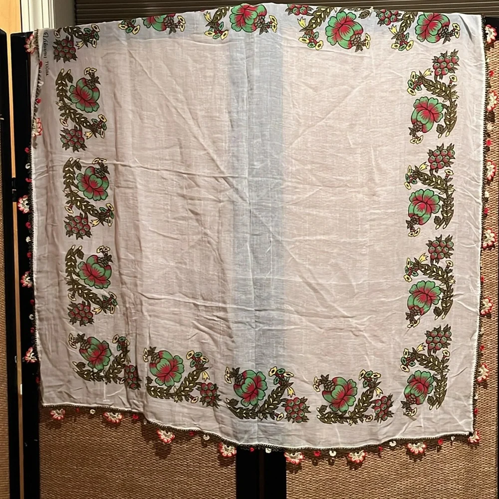 Vintage Turkish‎ Oya Square Fine Scarf with Crochet Edging