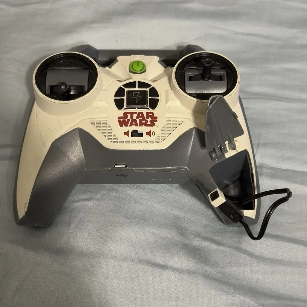 Star Wars Millennium Falcon Remote Control Airplane Toy Beige Gray