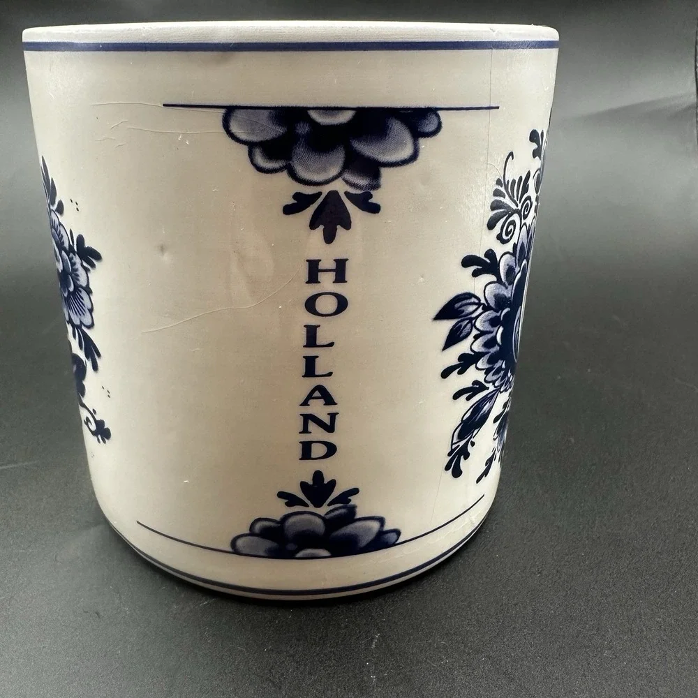 Delft cute however ceramic