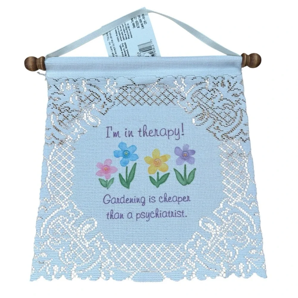 Heritage Lace keywords piece chic