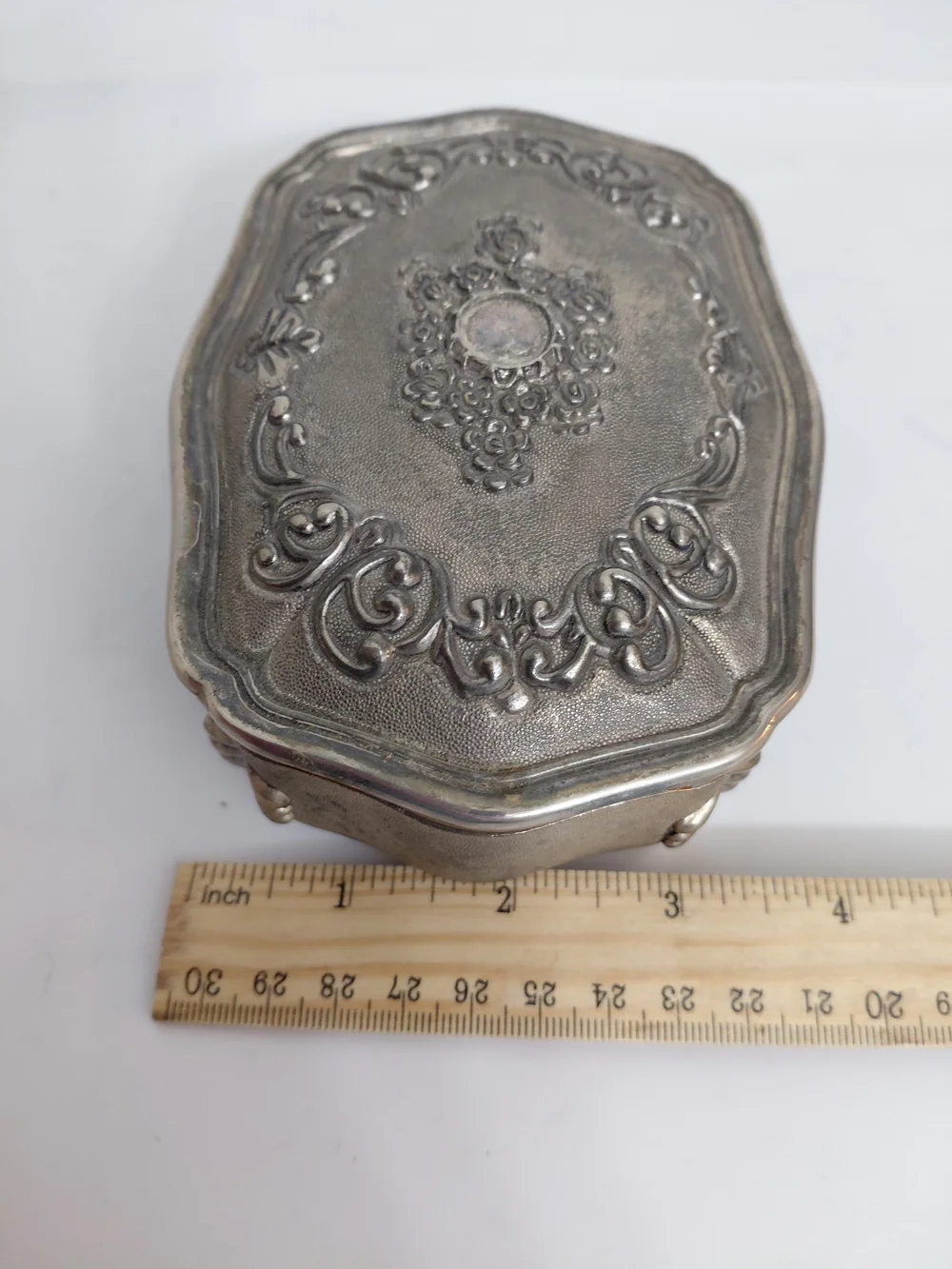 N/A vintage jewelry