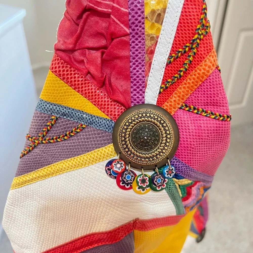 N/A vibrant stylish