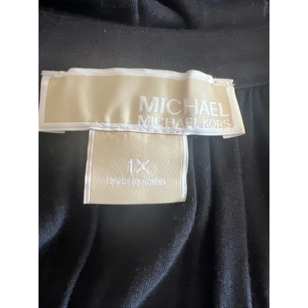 Michael Kors needs inches