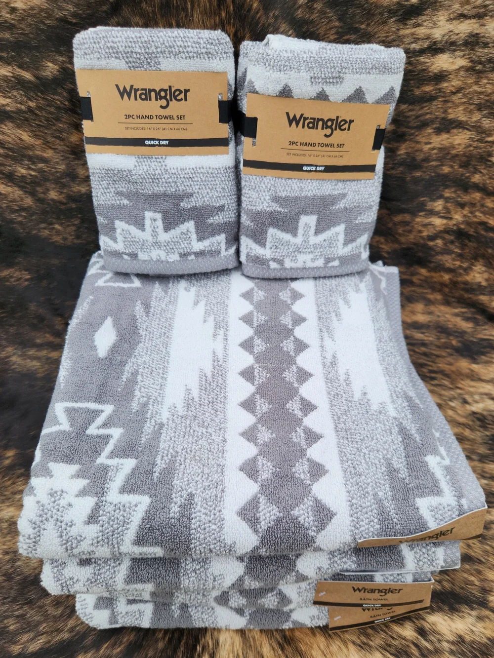 Wrangler Bath Towel Set - Plains Creek Grey Southwestern Aztec