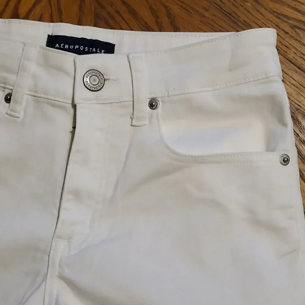 Aeropostale button zip