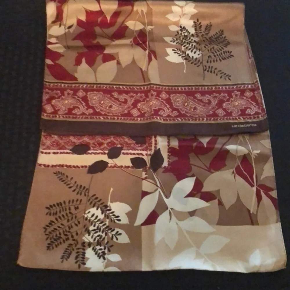 LIZ CLAIBORN SILK OBLONG SCARF