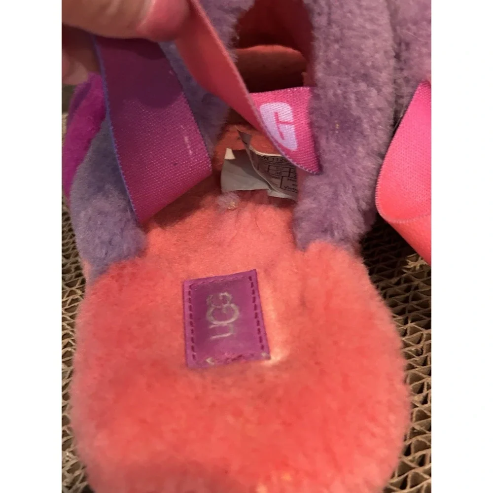UGG fluff youth photos