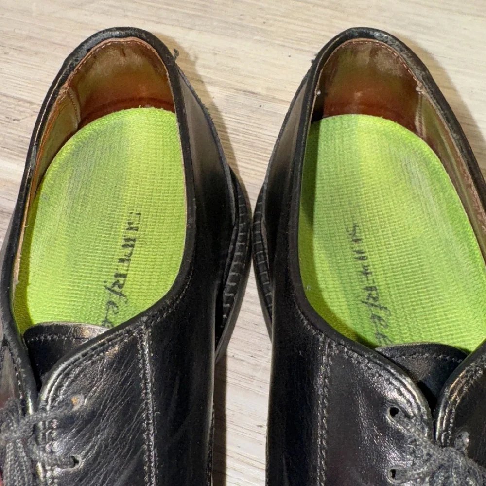 Allen Edmonds good used