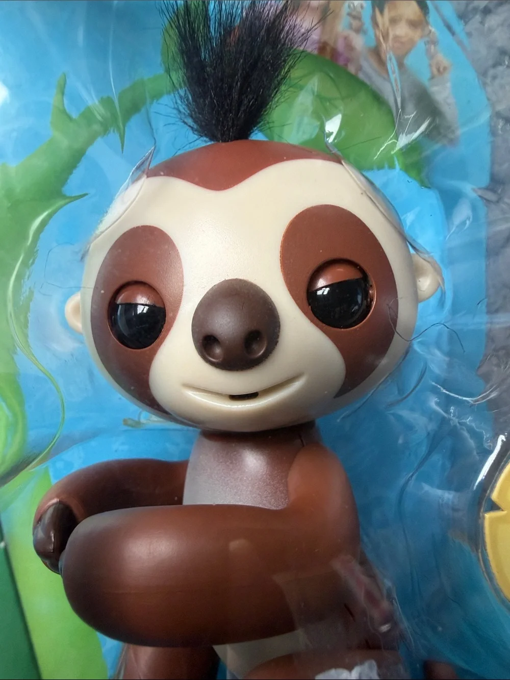 Fingerlings baby sloth